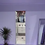 Gazde/Camere de închiriat Casa Almarita *