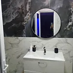 Casa Almarita Gazde/Camere de închiriat *