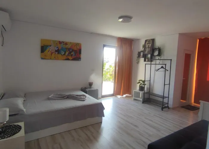 Casa Almarita 홈스테이 코스티네스티